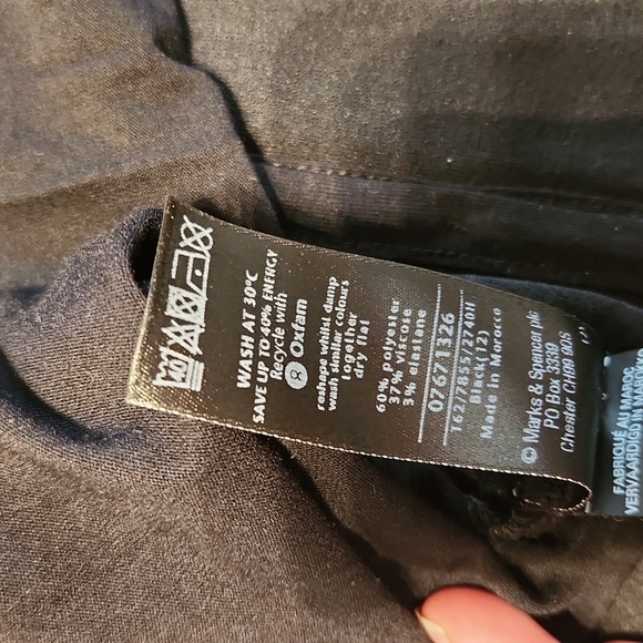 Marks and Spencer Per Una Frilled blouse with jeweled buttons - Picture 7 of 7